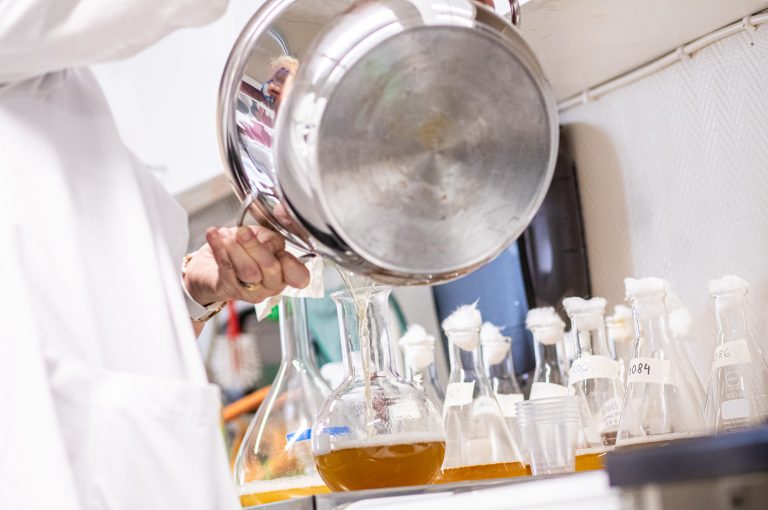 Ylijäänyt oluthiiva hyötykäyttöön